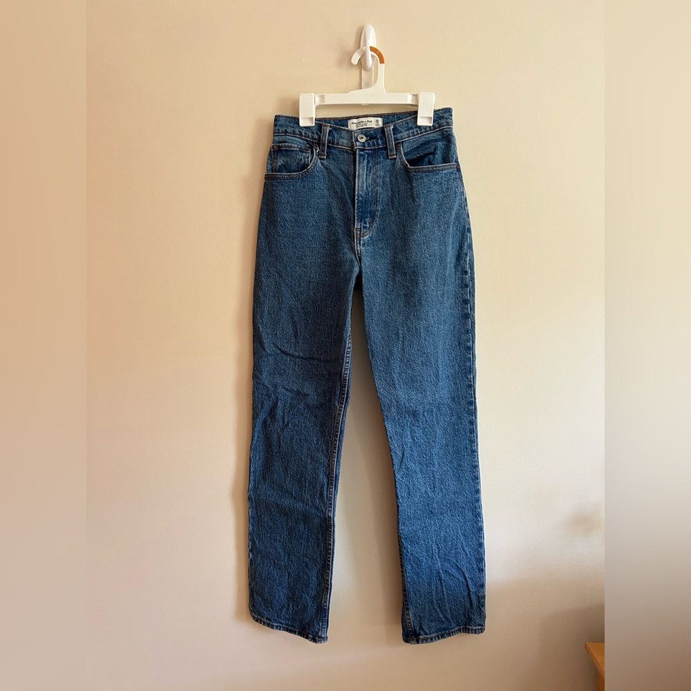 Abercrombie & Fitch 90s Straight Ultra High Rise Jeans